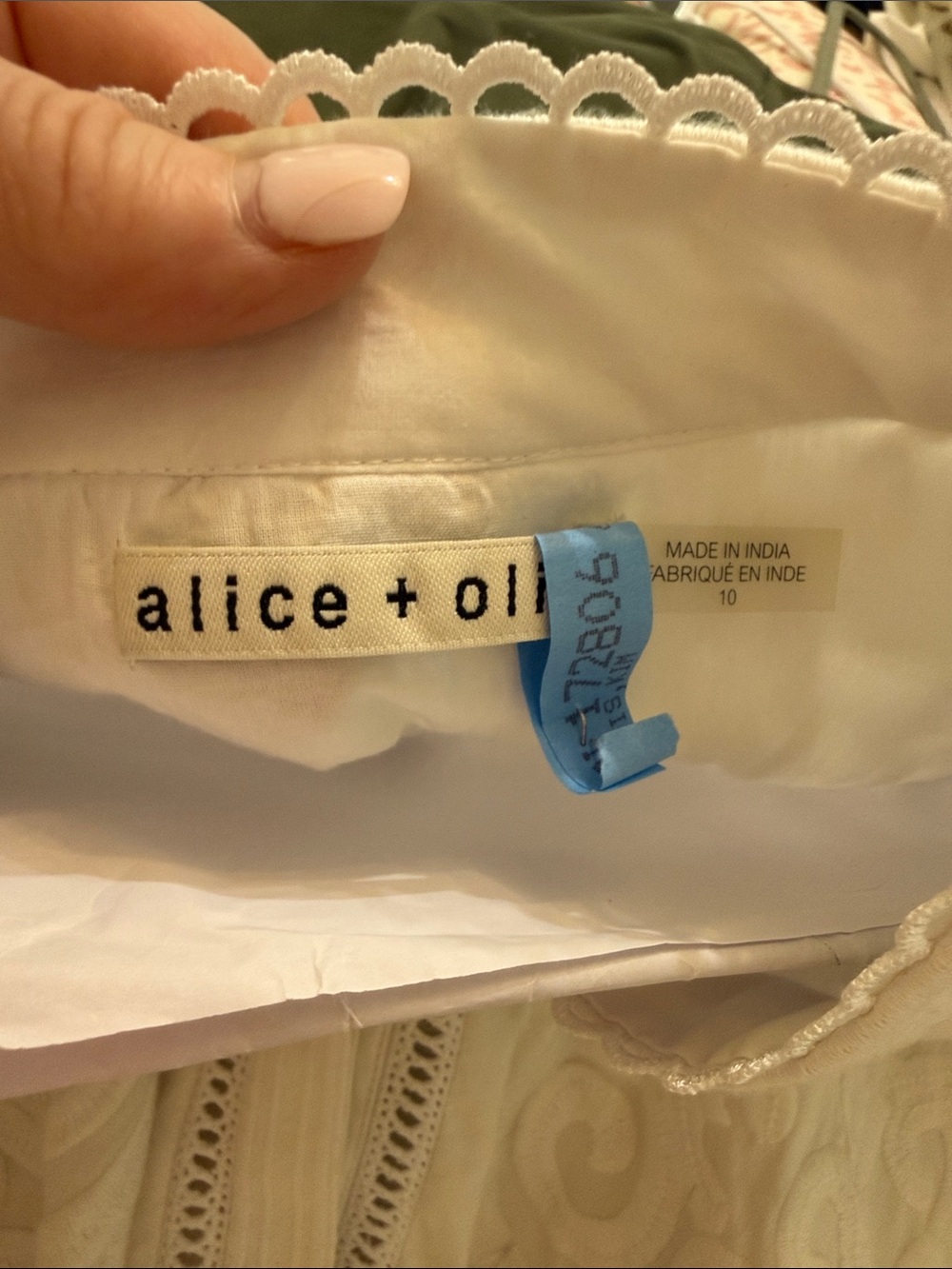 Alice + Olivia White Embroidered Tie-Waist Dress - Picture 6 of 6